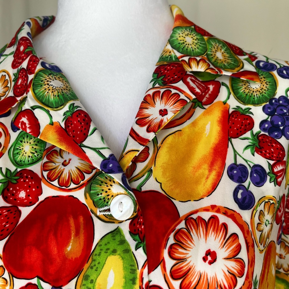 Vintage fruit button down - Picture 6 of 6